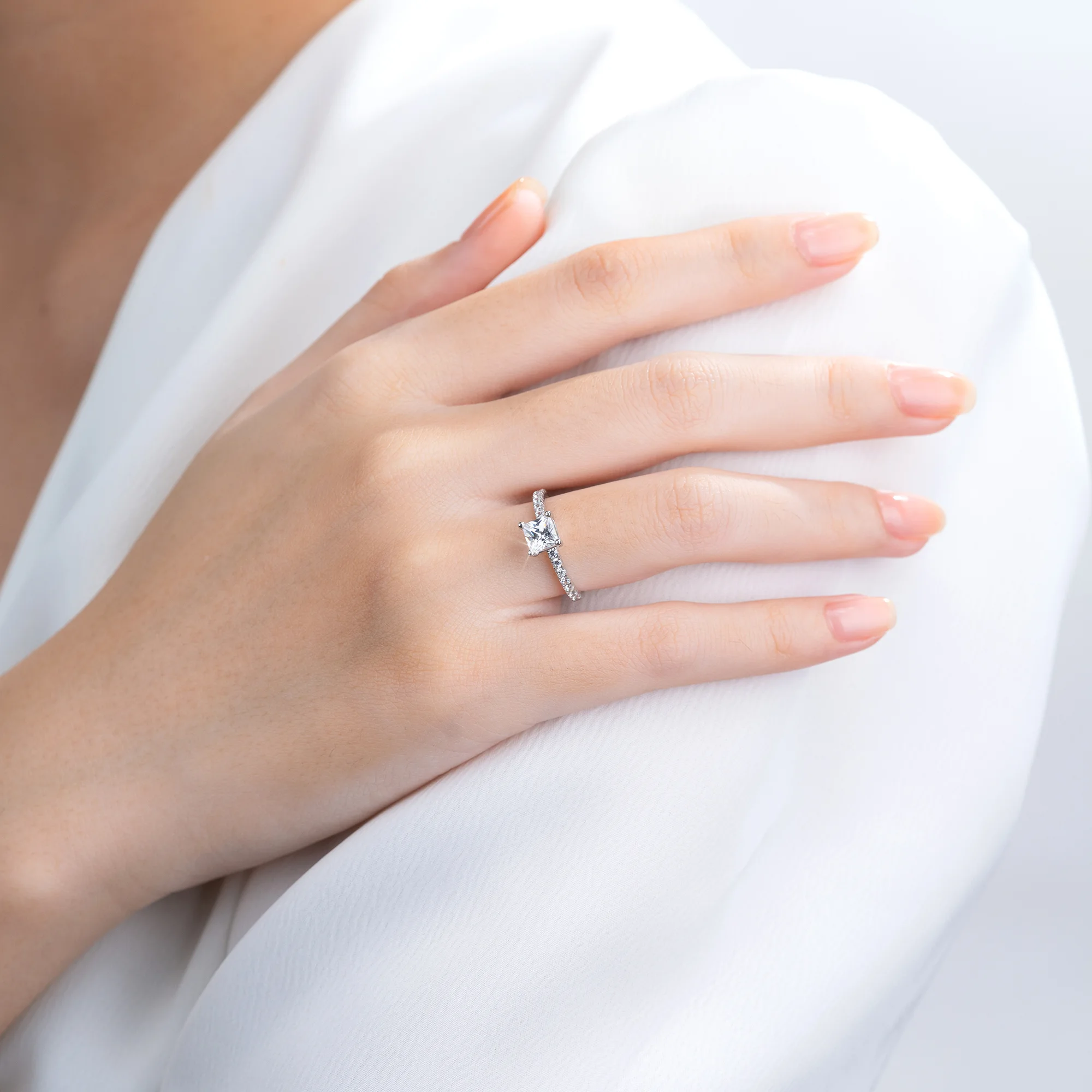 Nhẫn đính hôn Solitaire đai tấm NCH8102 6